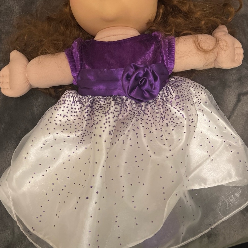 2014 Cabbage Patch Kids Purple Holiday Dress W/ Tiara Jakks Pacific JP-45 Target - Picture 2 of 5